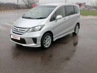 2012 Honda Freed I Рестайлинг, серебристый, 1350000 рублей, вид 1