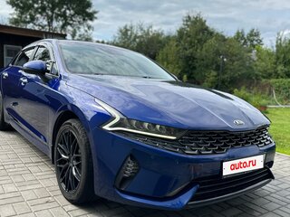 2020 Kia K5 III, синий, 2500000 рублей, вид 1