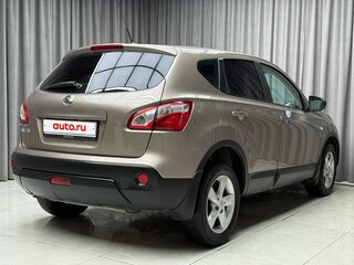 2010 Nissan Qashqai I Рестайлинг, коричневый, 799000 рублей, вид 4