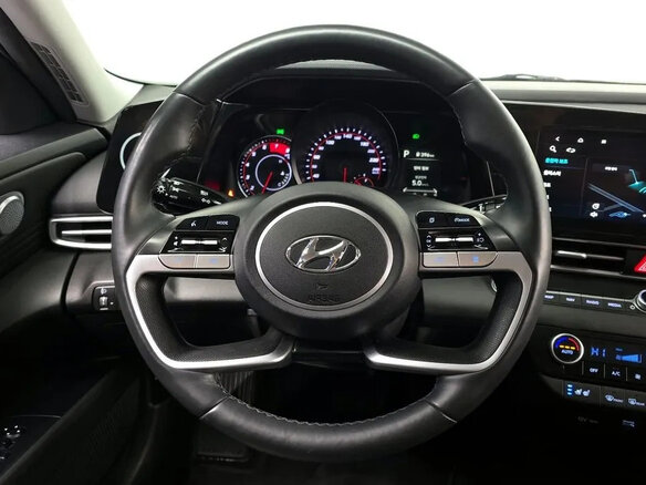 2022 Hyundai Avante VII, серый, 1690095 рублей - вид 5