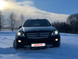 2007 Mercedes-Benz M-Класс 320 II (W164), чёрный, 1100000 рублей, вид 3