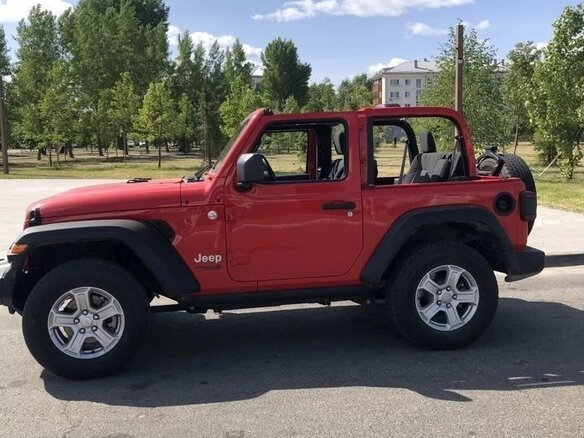 2020 Jeep Wrangler IV (JL), красный, 4600000 рублей - вид 5