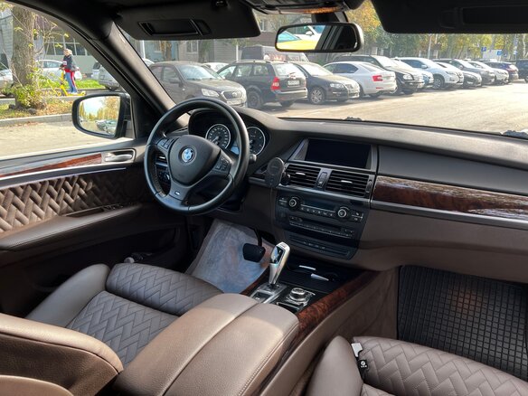 2011 BMW X5 40d II (E70) Рестайлинг, чёрный - вид 11