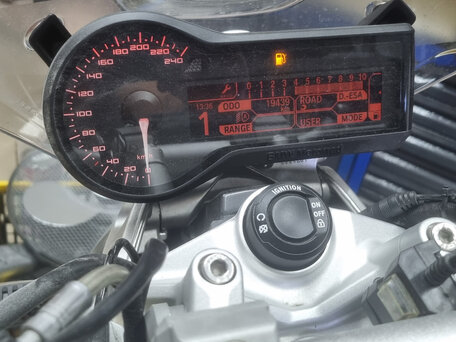 2015 BMW R 1200 R, красный, 850000 рублей, вид 2