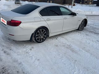 2014 BMW 5 серии 528i xDrive VI (F10/F11/F07) Рестайлинг, белый, 1550000 рублей, вид 3