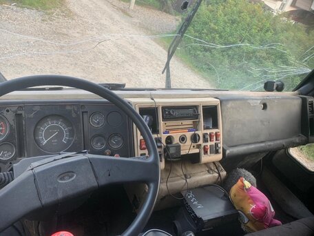 1996 Ford Cargo 25xx, белый, 350000 рублей, вид 4