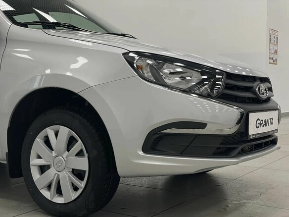 2026 Lada (ВАЗ) Granta I Рестайлинг, серебристый - вид 4