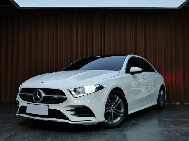 Открыть фотографии: Mercedes-Benz A-Класс IV (W177)
