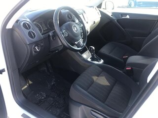 2015 Volkswagen Tiguan I Рестайлинг, белый, 1750000 рублей, вид 4