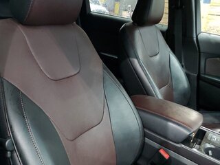 2020 Ford Edge II Рестайлинг, серебристый, 2500000 рублей, вид 5