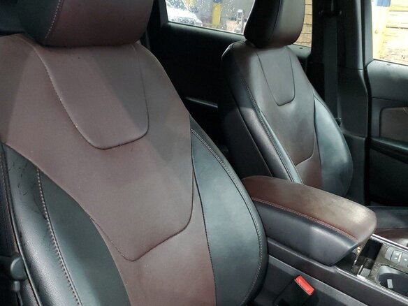 2020 Ford Edge II Рестайлинг, серебристый, 2500000 рублей - вид 4