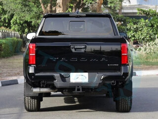 2025 Toyota Tacoma IV, чёрный, 8300000 рублей, вид 4