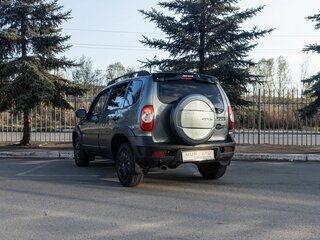 2012 Chevrolet Niva I Рестайлинг, серый, 455000 рублей, вид 2