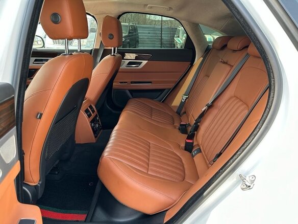 2018 Jaguar XF II, белый, 3500000 рублей - вид 9