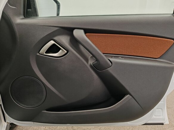 2023 Lada (ВАЗ) Granta Cross I Рестайлинг, белый, 920000 рублей - вид 20