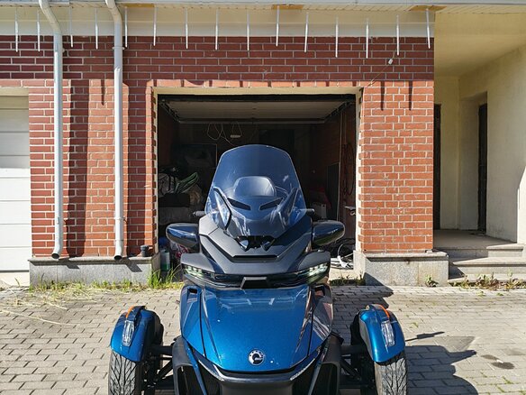 2020 BRP Can-Am Spyder, синий, 2450000 рублей