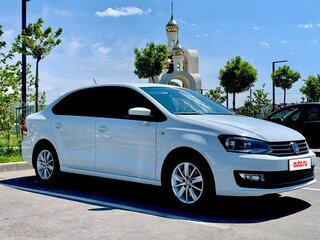 2018 Volkswagen Polo V Рестайлинг, белый, 1299999 рублей, вид 2