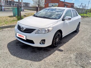 2013 Toyota Corolla X (E140, E150) Рестайлинг, белый, 1150000 рублей, вид 2