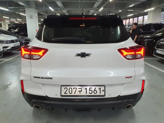 2022 Chevrolet TrailBlazer III, белый, 1619778 рублей, вид 5