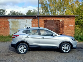 2017 Nissan Qashqai II, серебристый, 2000000 рублей, вид 2