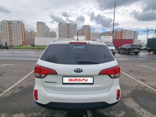 2016 Kia Sorento II Рестайлинг, белый, 1800000 рублей, вид 4