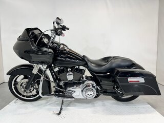 2012 Harley-Davidson Road Glide, чёрный, 710000 рублей, вид 2