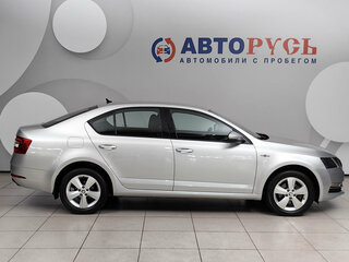 2019 Skoda Octavia III (A7) Рестайлинг, серебристый, 2099000 рублей, вид 5
