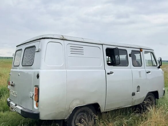 2005 УАЗ 3909, белый, 450000 рублей - вид 2