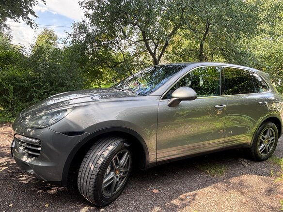 2010 Porsche Cayenne Diesel II (958), серый, 2051000 рублей - вид 11