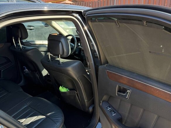 2011 Mercedes-Benz E-Класс 350 IV (W212, S212, C207), чёрный, 1000000 рублей - вид 4