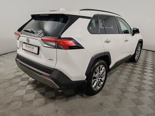 2021 Toyota RAV4 V (XA50), белый, 2955000 рублей, вид 5