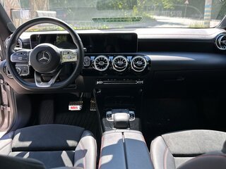 2019 Mercedes-Benz CLA 200 II (C118, X118), серебристый, 3400000 рублей, вид 4