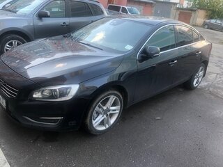 2013 Volvo S60 II Рестайлинг, коричневый, 1430000 рублей, вид 3