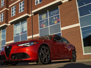 2022 Alfa Romeo Giulia II (952) Рестайлинг, красный, 4700000 рублей, вид 1