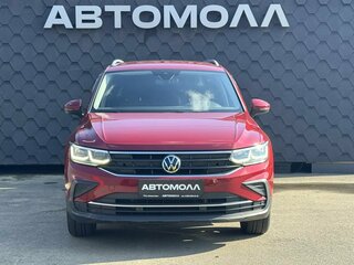 2021 Volkswagen Tiguan II Рестайлинг, красный, 2450000 рублей, вид 3