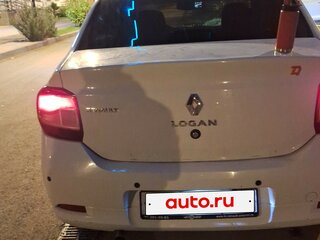 2017 Renault Logan II, белый, 333000 рублей, вид 4