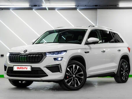 2023 Skoda Kodiaq I Рестайлинг, белый, 4350000 рублей, вид 1