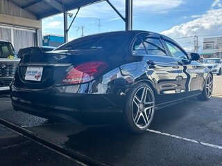 2015 Mercedes-Benz C-Класс 180 IV (W205), чёрный, 1330000 рублей, вид 5