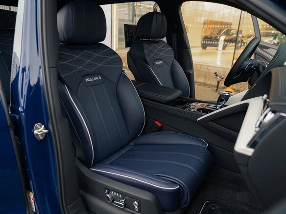 2025 Bentley Bentayga EWB I Рестайлинг, синий, 45000000 рублей - вид 6
