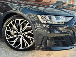 2020 Audi S8 IV (D5), синий, 9590000 рублей, вид 5