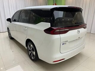 2021 GAC Trumpchi M6, белый, 1600000 рублей, вид 2