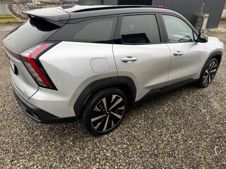 2024 Geely Atlas II, серебристый, 3400000 рублей, вид 2