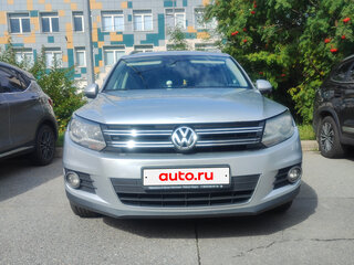 2011 Volkswagen Tiguan I, серебристый, 900000 рублей, вид 2