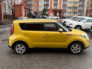 2014 Kia Soul II, жёлтый, 1100000 рублей, вид 2
