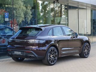 2026 Porsche Macan I Рестайлинг 2, красный, 13780000 рублей, вид 2