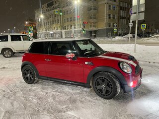 2008 Mini Hatch Cooper S II (R56), красный, 999990 рублей, вид 5