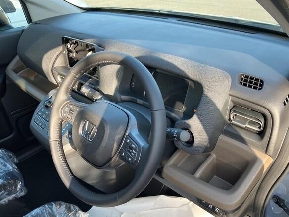2026 Honda Freed Air III, серый, 2200000 рублей - вид 3