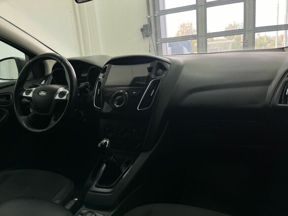 2013 Ford Focus III, коричневый, 699000 рублей - вид 8