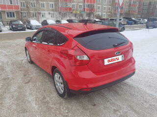 2011 Ford Focus III, красный, 570000 рублей, вид 5