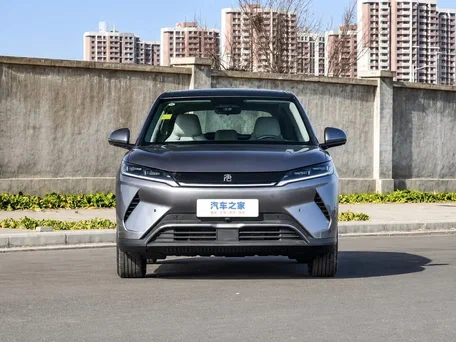 2026 BYD Yuan Up 45.12 kWh, серый, 1790000 рублей, вид 2